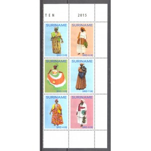 Suriname 2015 05 Klederdracht
